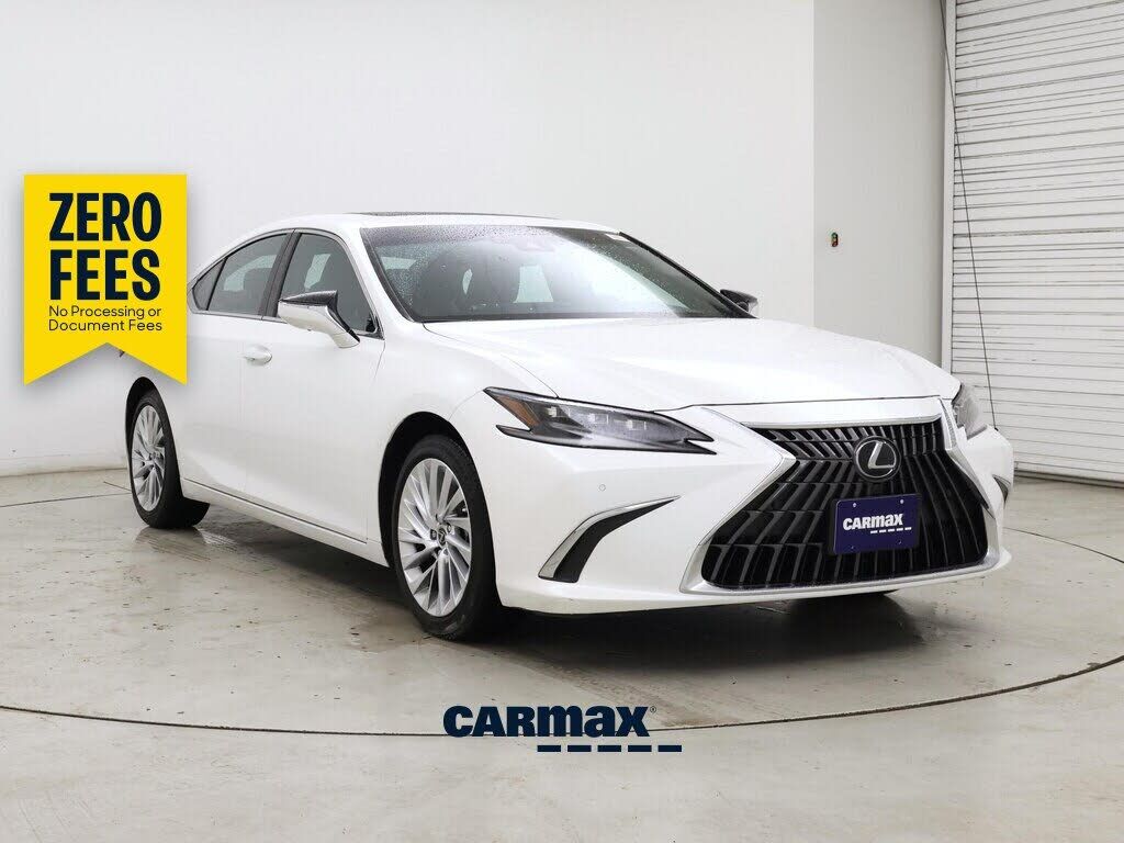 2025 LEXUS ES