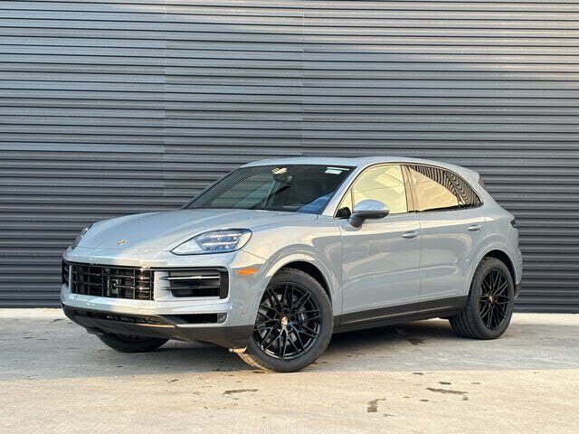 2026 PORSCHE Cayenne