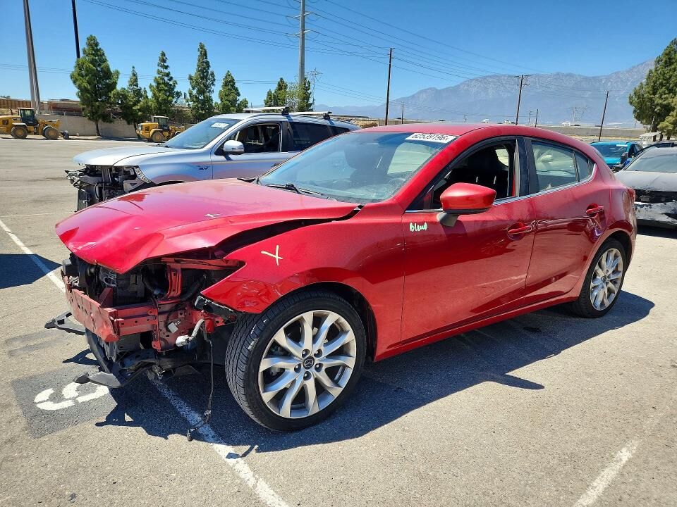 2015 MAZDA Mazda3