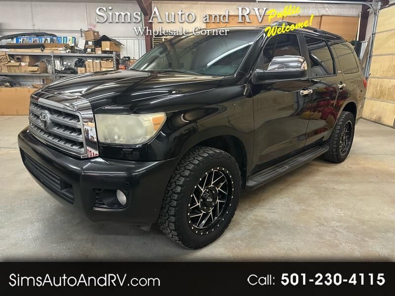 2013 TOYOTA Sequoia