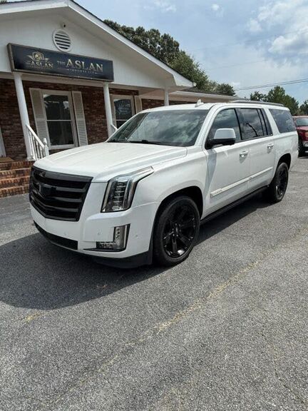 2017 CADILLAC Escalade ESV