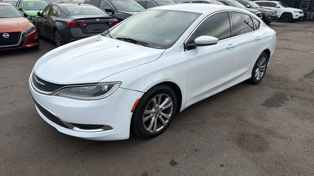 2016 CHRYSLER 200