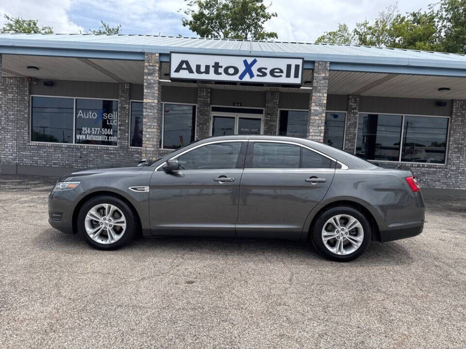 2018 FORD Taurus
