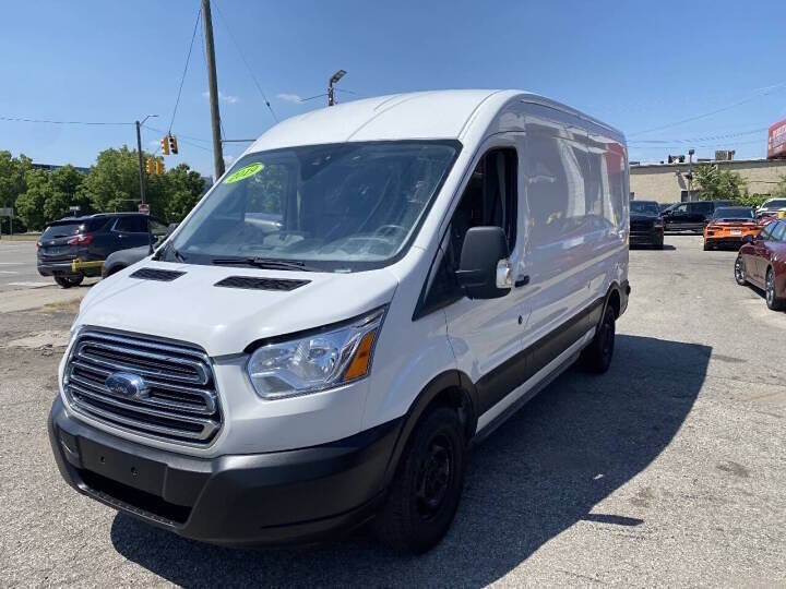 2019 FORD Transit