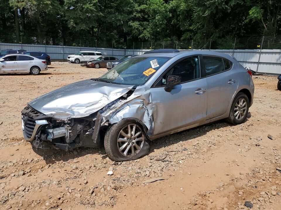 2018 MAZDA Mazda3