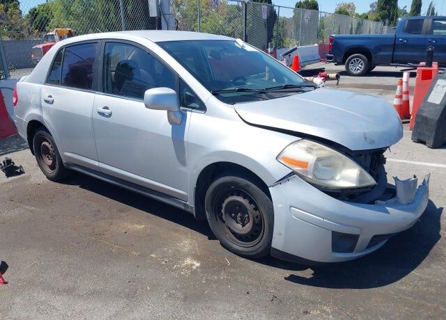 2008 NISSAN Versa