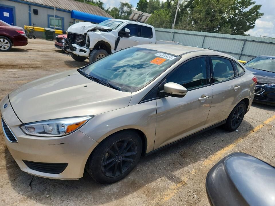 2017 FORD Focus