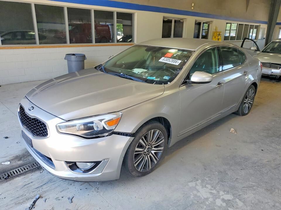 2014 KIA Cadenza