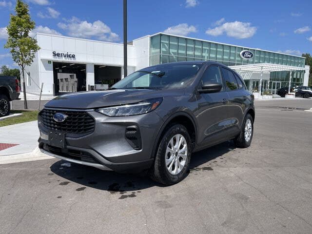 2025 FORD Escape