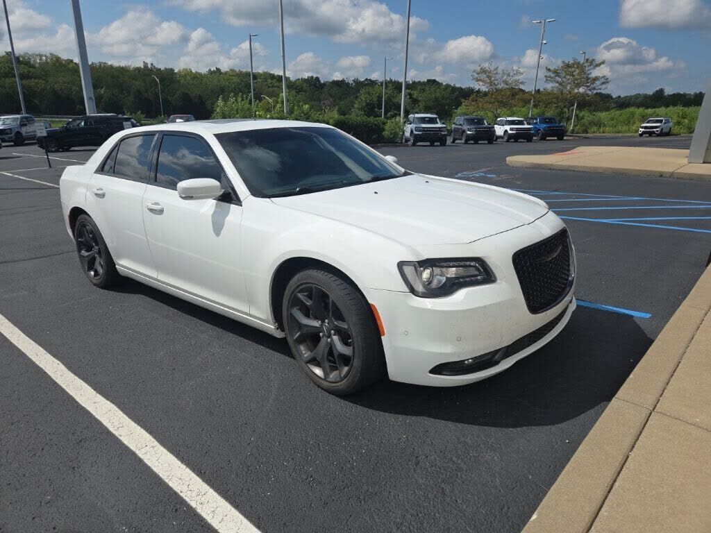 2023 CHRYSLER 300