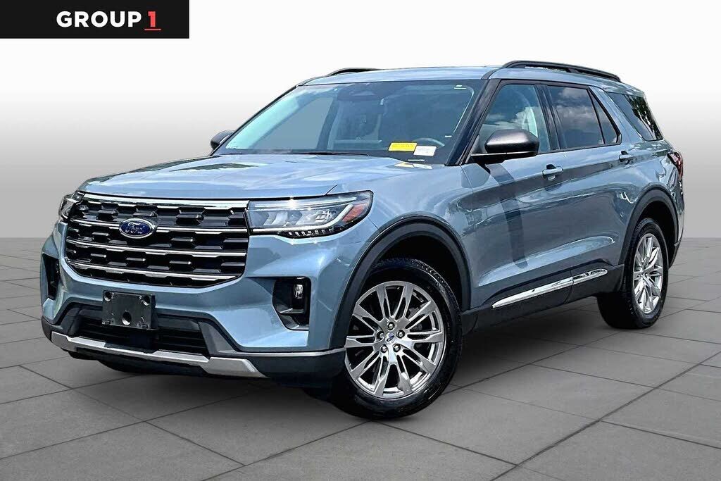 2025 FORD Explorer