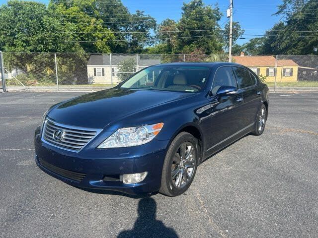 2010 LEXUS LS