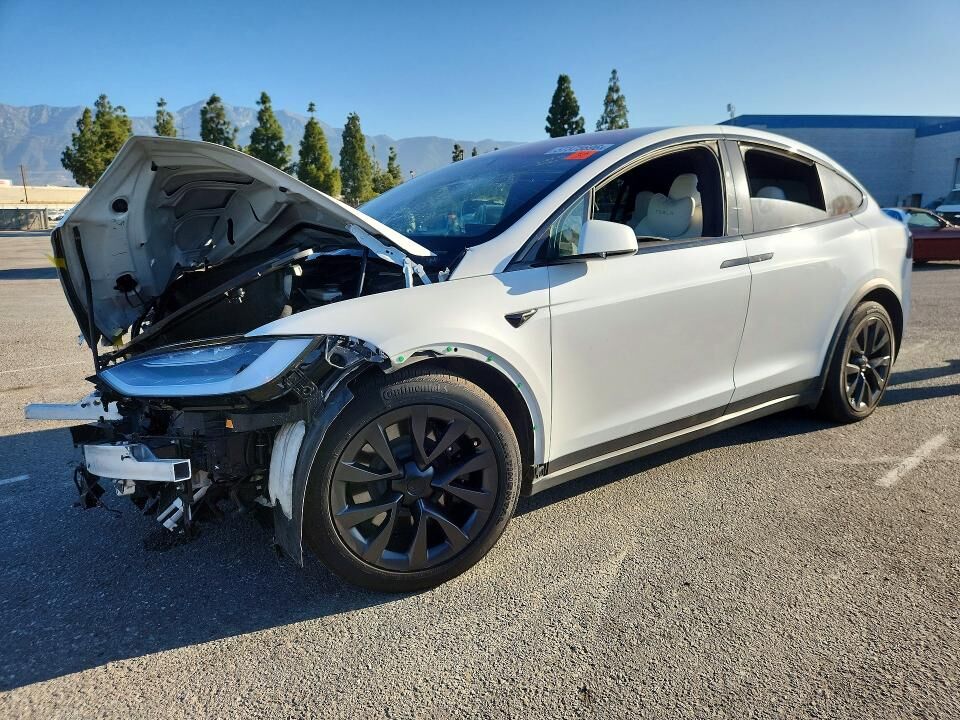 2022 TESLA Model X