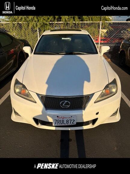 2013 LEXUS IS
