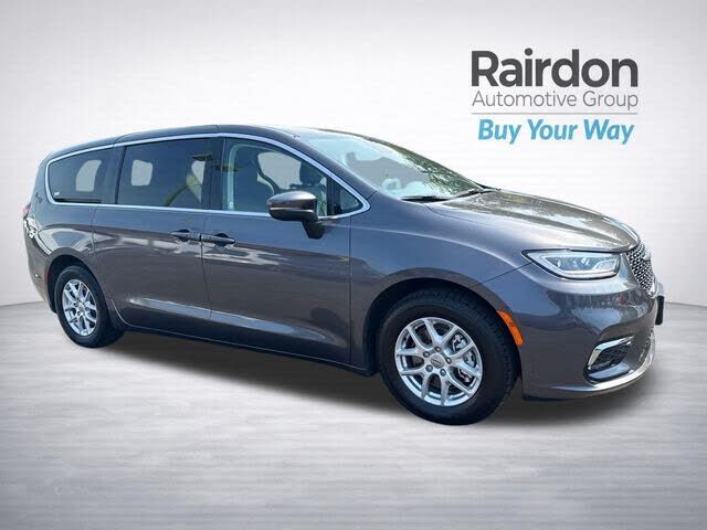 2023 CHRYSLER Pacifica