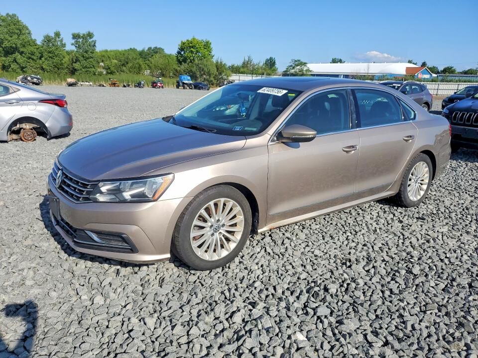 2016 VOLKSWAGEN Passat