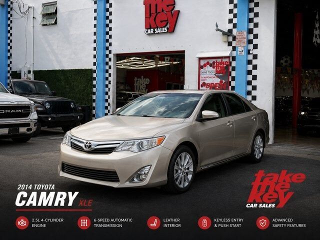 2014 TOYOTA Camry
