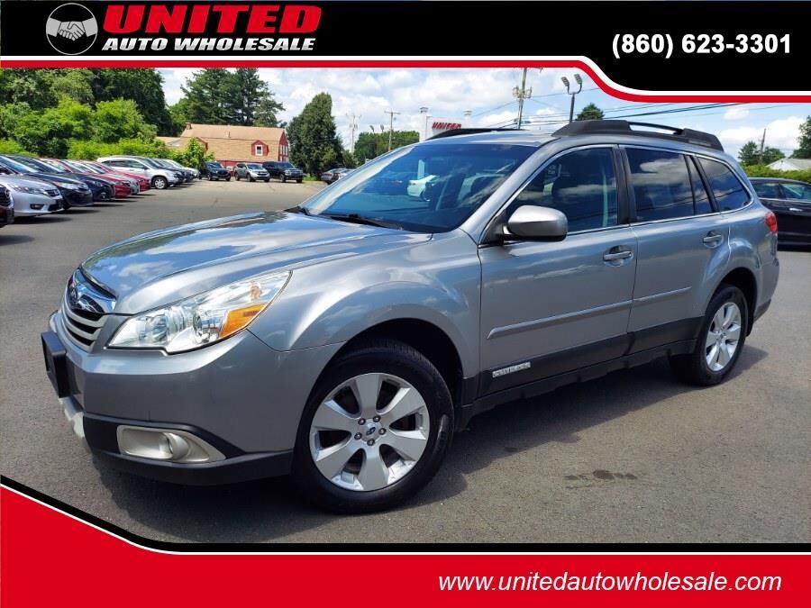 2011 SUBARU Outback