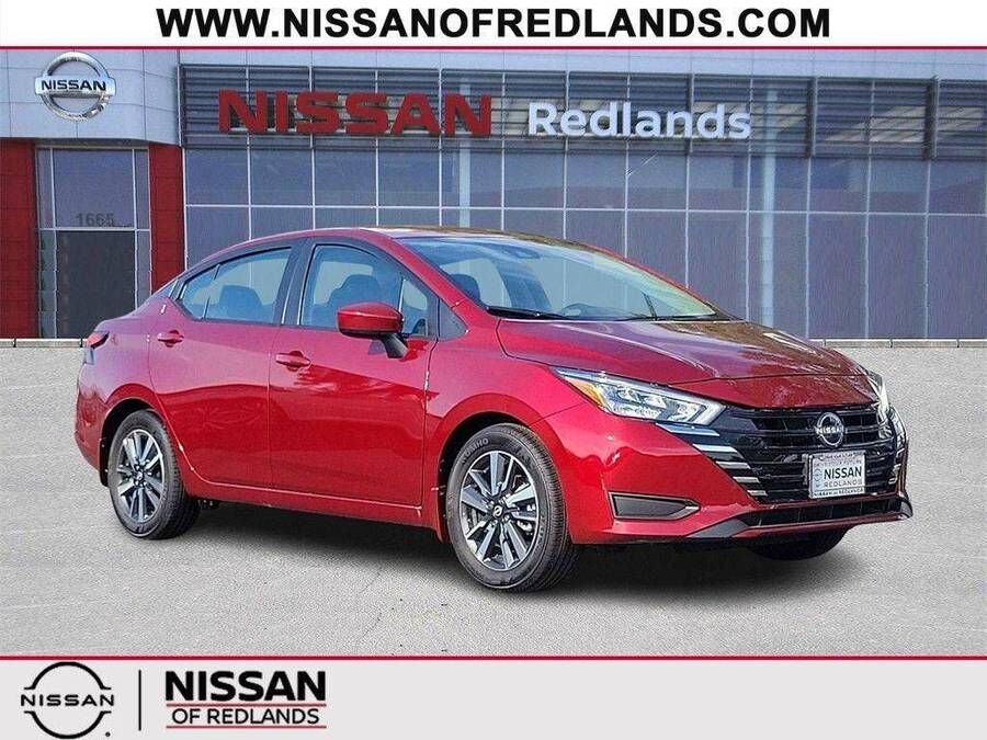 2025 NISSAN Versa