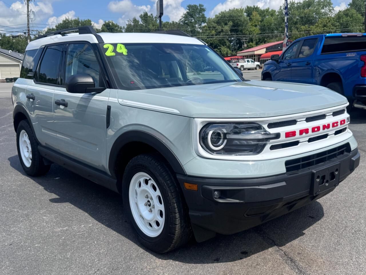 2024 FORD Bronco