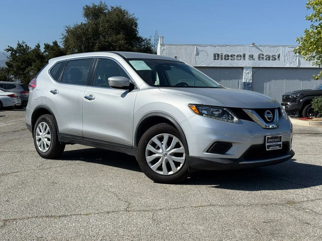 2015 NISSAN Rogue