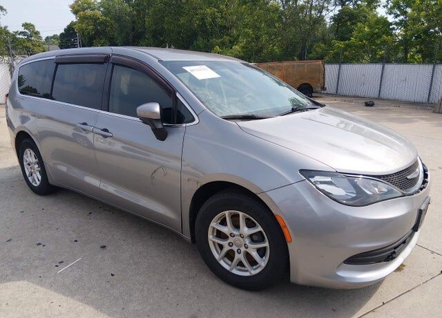 2017 CHRYSLER Pacifica