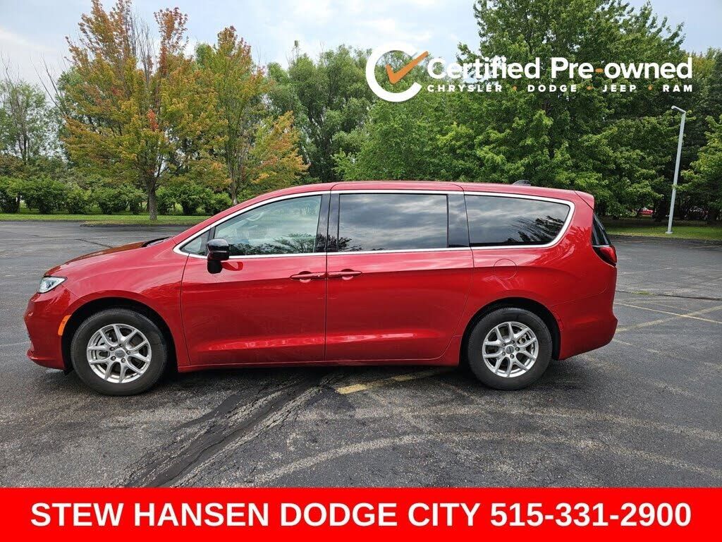 2024 CHRYSLER Pacifica