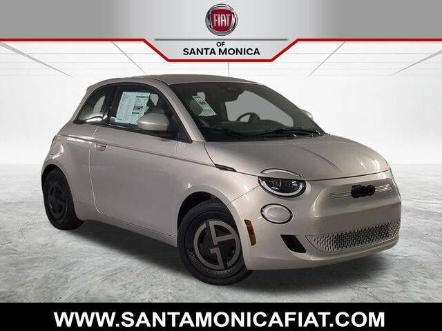 2025 FIAT 500e