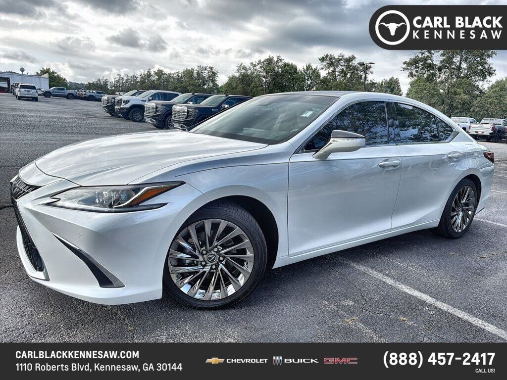 2024 LEXUS ES