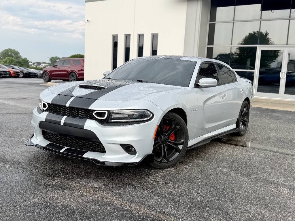 2021 DODGE Charger