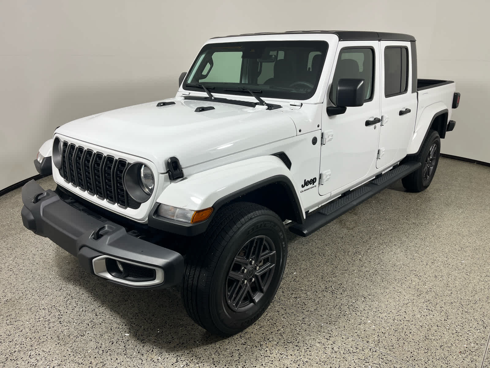 2025 JEEP Gladiator