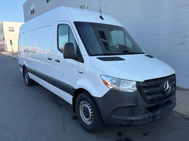 2025 MERCEDES-BENZ eSprinter