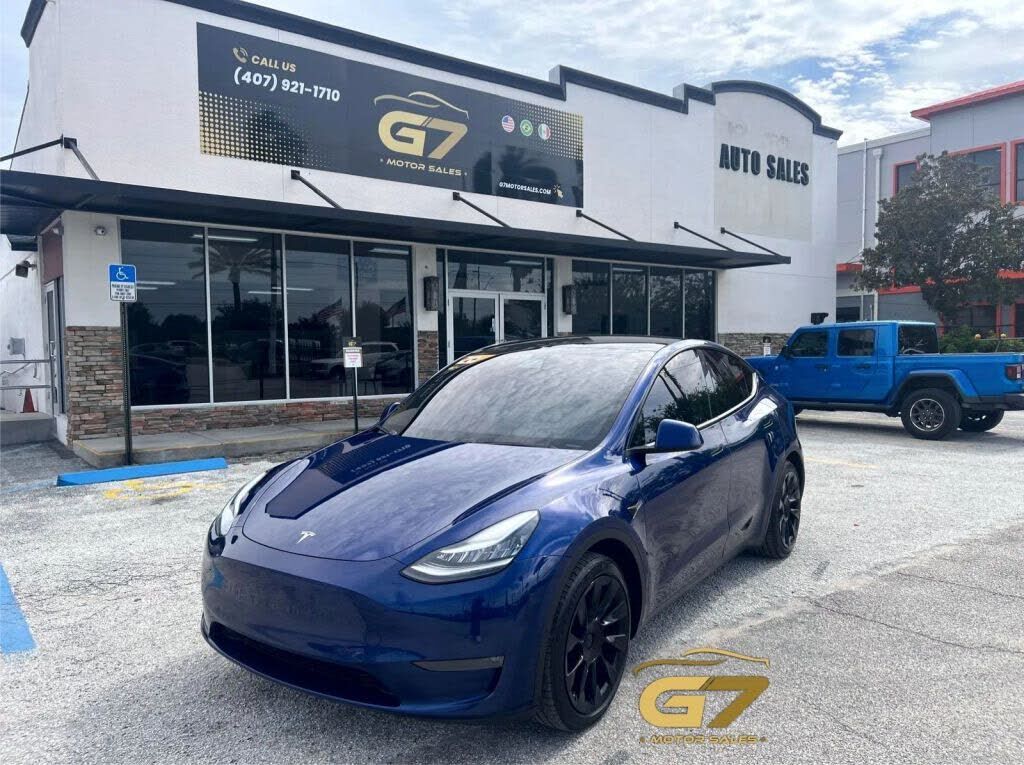 2020 TESLA Model Y
