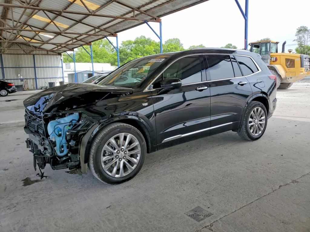 2022 CADILLAC XT6
