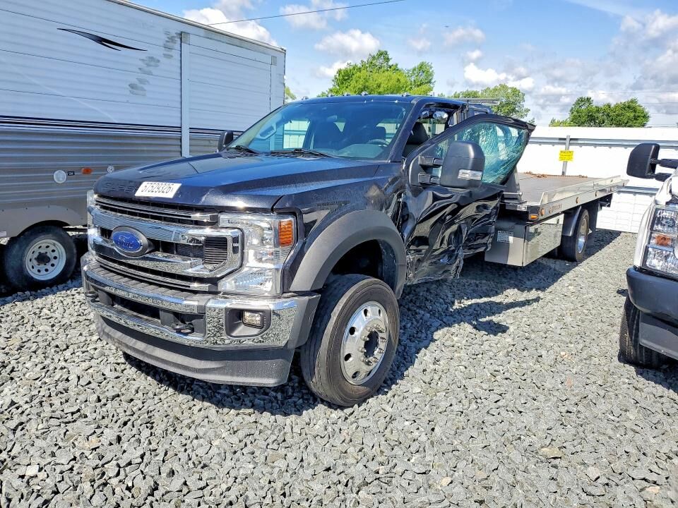 2022 FORD F-550