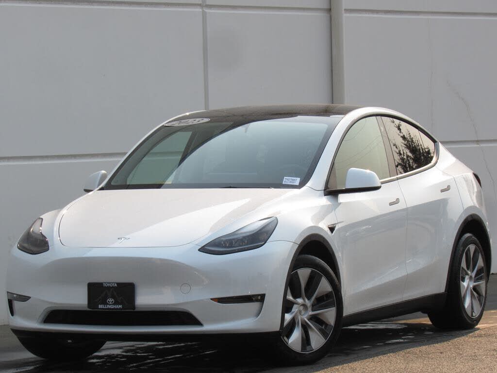 2023 TESLA Model Y