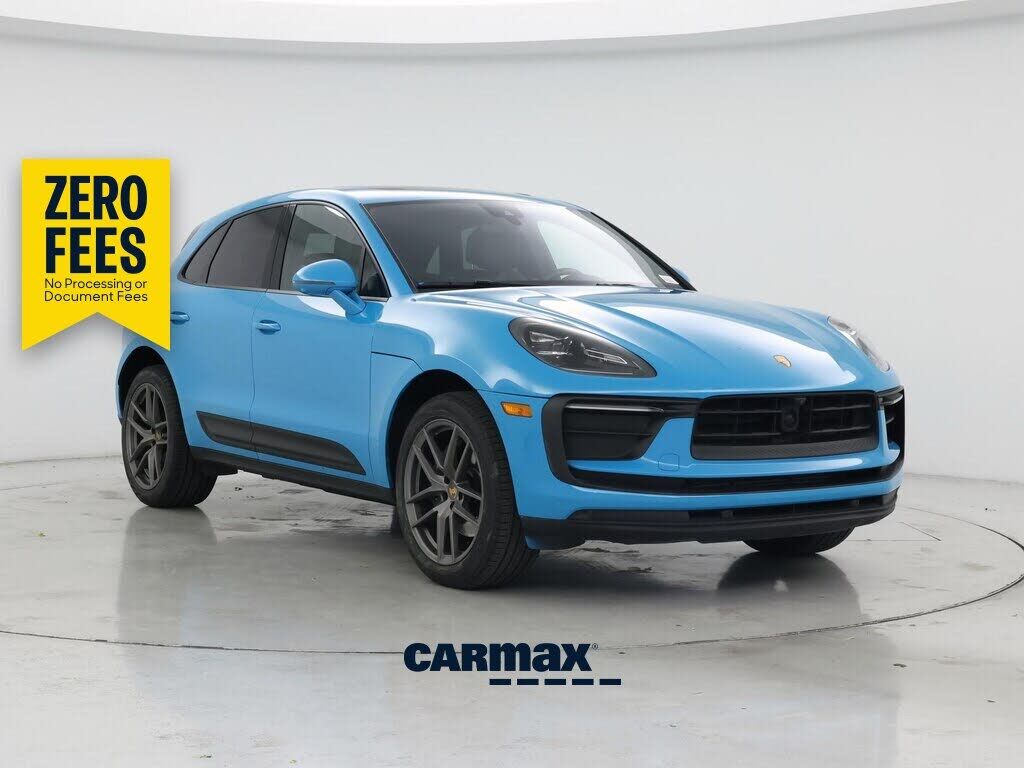 2023 PORSCHE Macan
