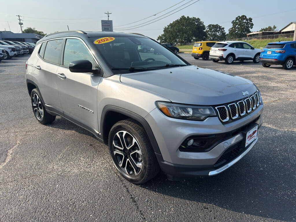 2023 JEEP Compass