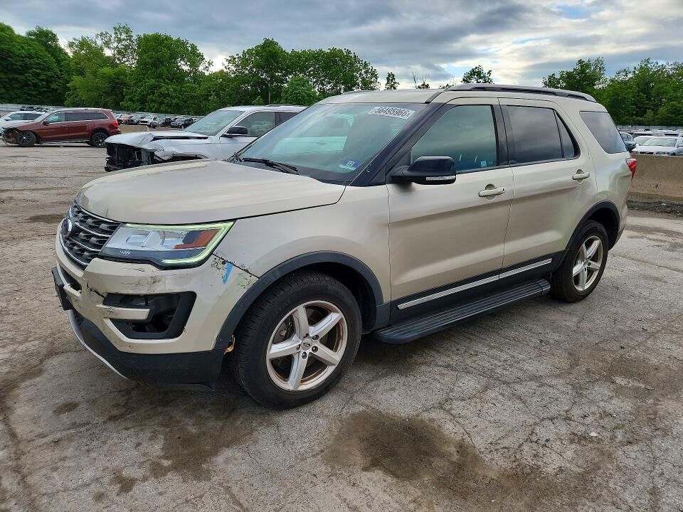 2017 FORD Explorer