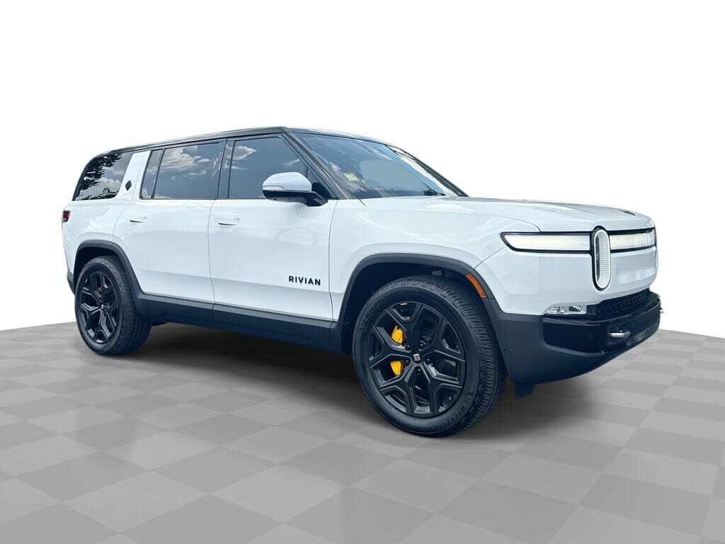 2022 RIVIAN R1S