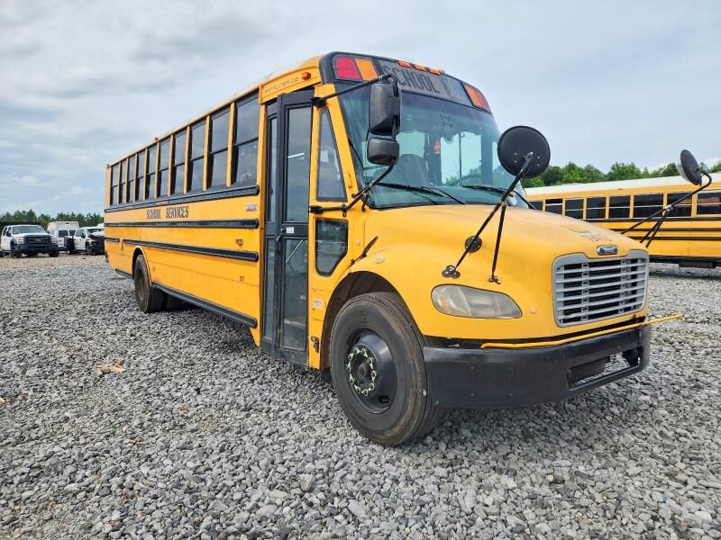 2011 FREIGHTLINER B2 Bus Chassis