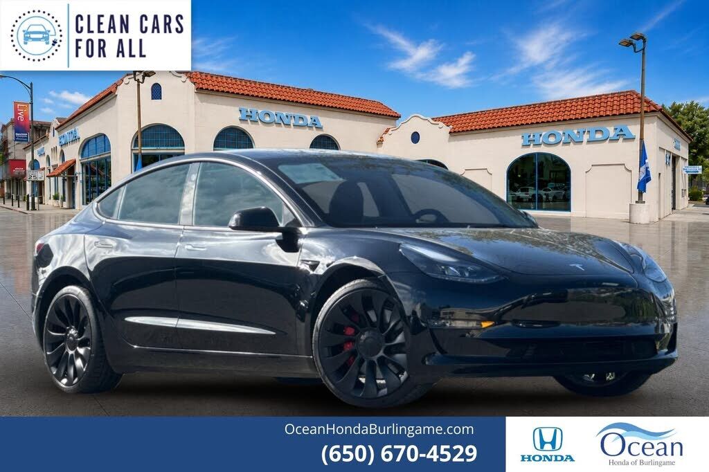 2023 TESLA Model 3
