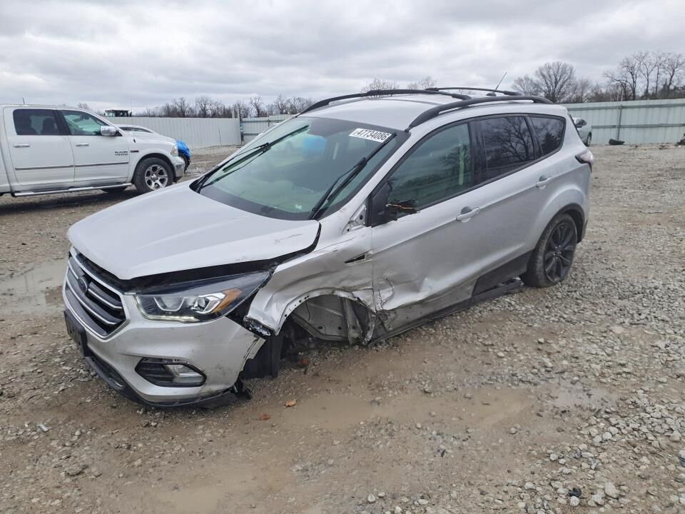 2018 FORD Escape