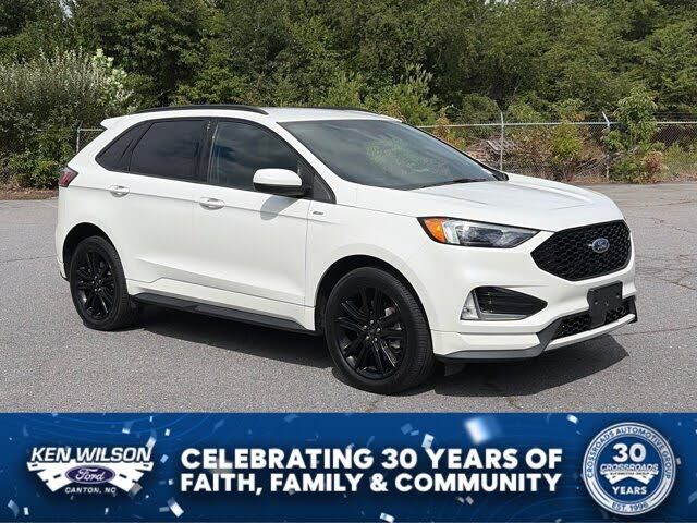 2022 FORD Edge