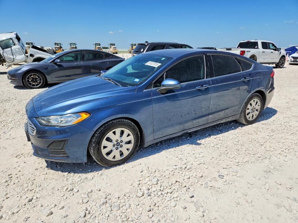 2019 FORD Fusion