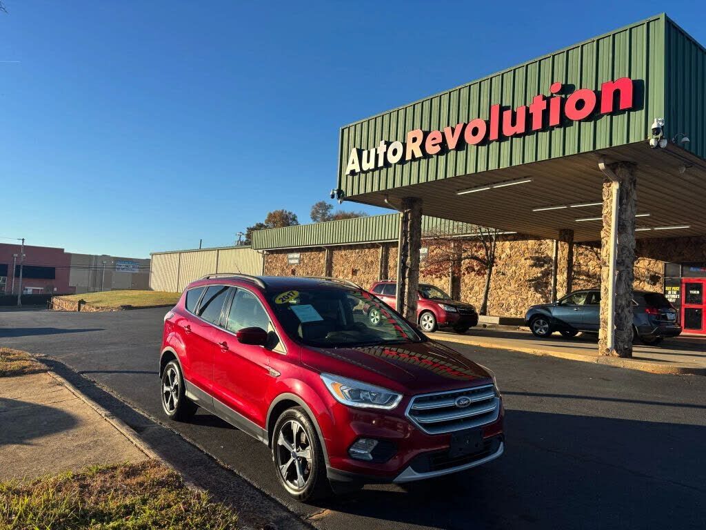 2017 FORD Escape