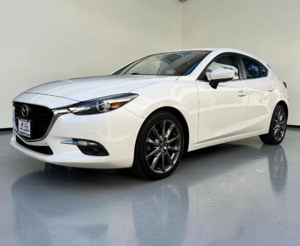 2018 MAZDA Mazda3