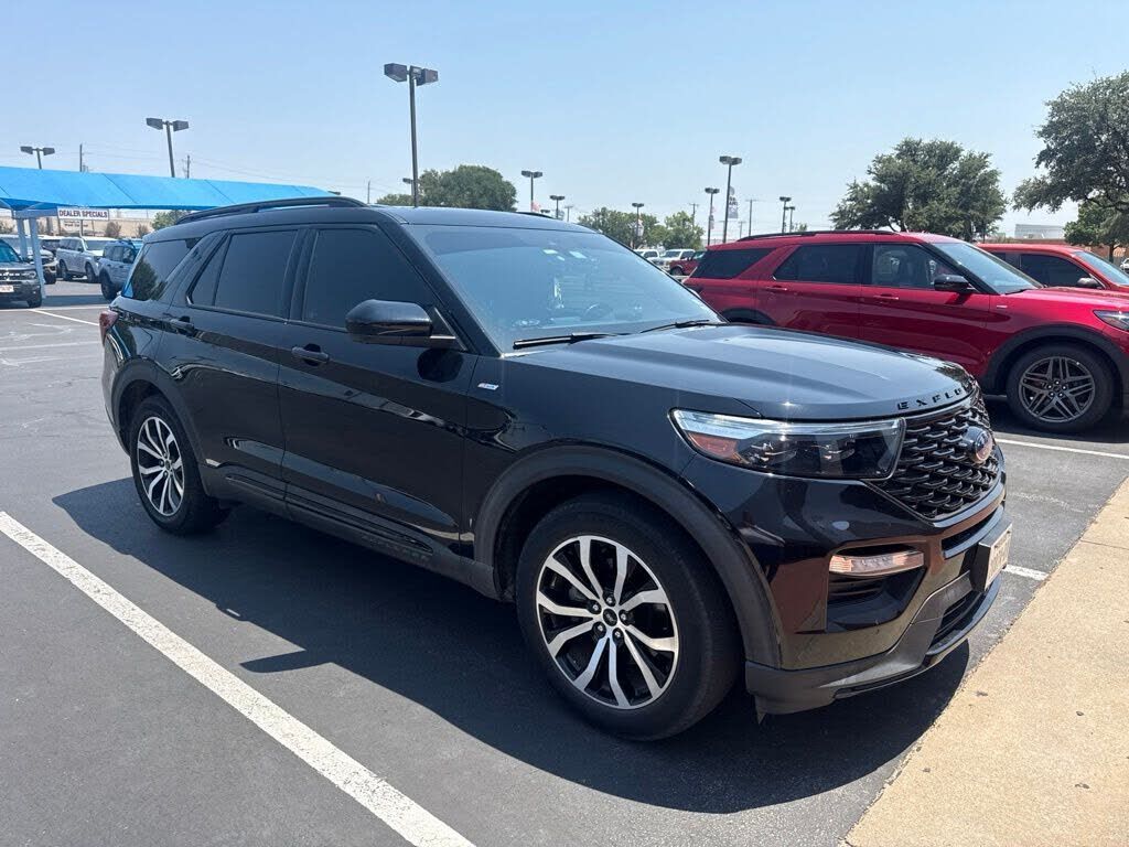 2022 FORD Explorer