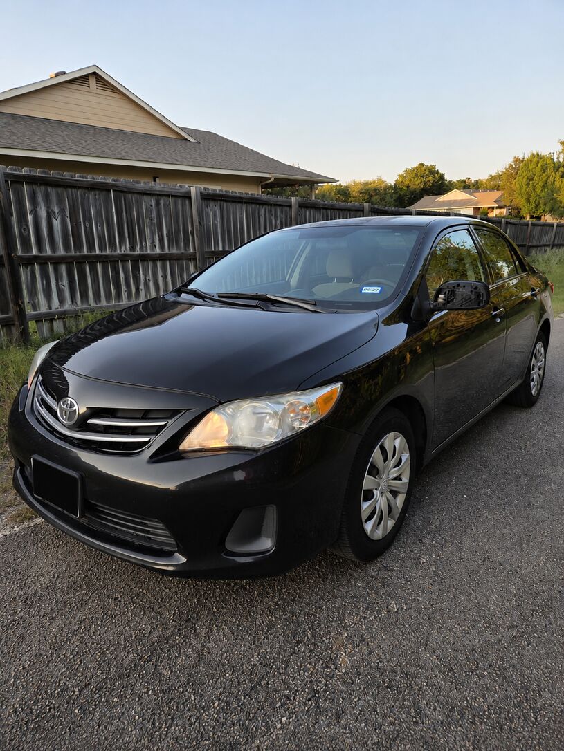 2013 TOYOTA Corolla