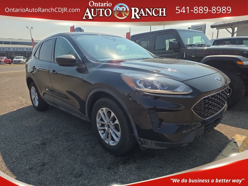 2022 FORD Escape